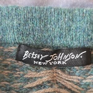 Betsey Johnson Green and Taupe Wool Sweater Skirt. Hand Embroidered